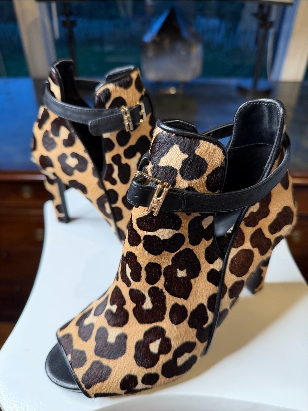 Michael Kors Leopard Print Ankle Booties Tan Black Size 6